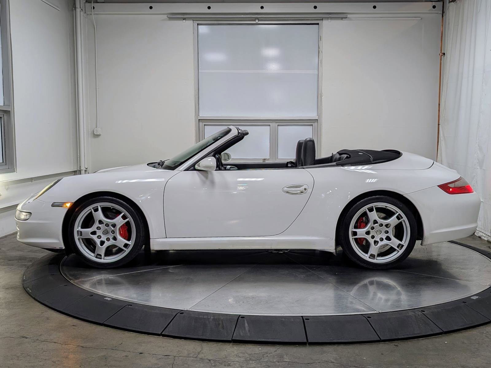 Used 2008 Porsche 911 Carrera S RWD image 5