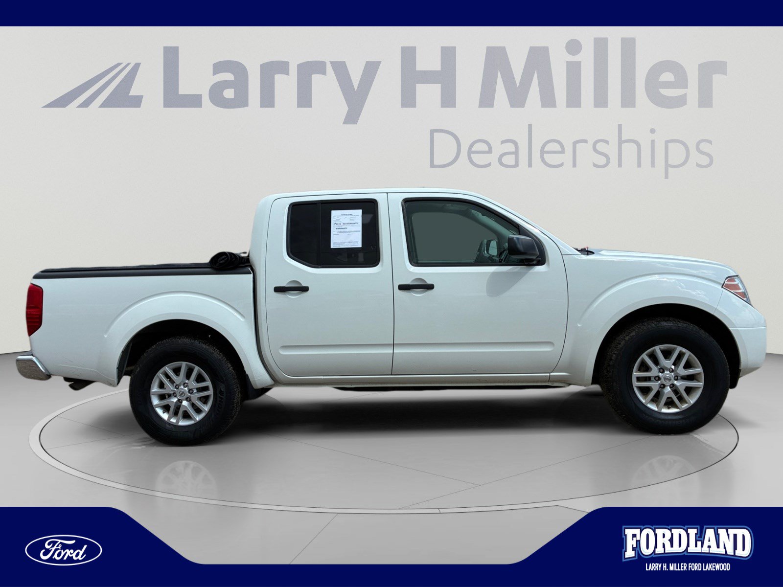 Used 2018 Nissan Frontier SV RWD image 6