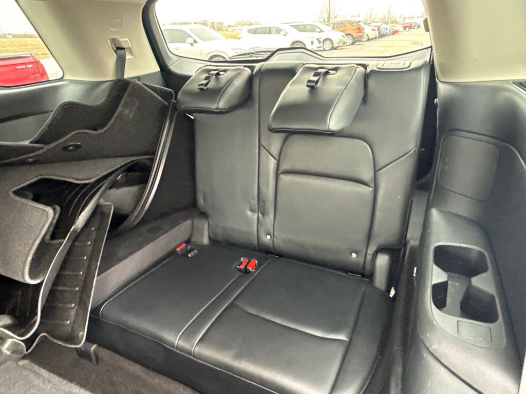 Used 2022 Nissan Pathfinder SL image 20