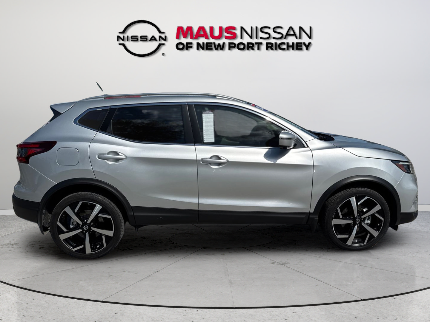 Certified 2022 Nissan Rogue Sport SL w/ Premium Package AWD/4WD image 14