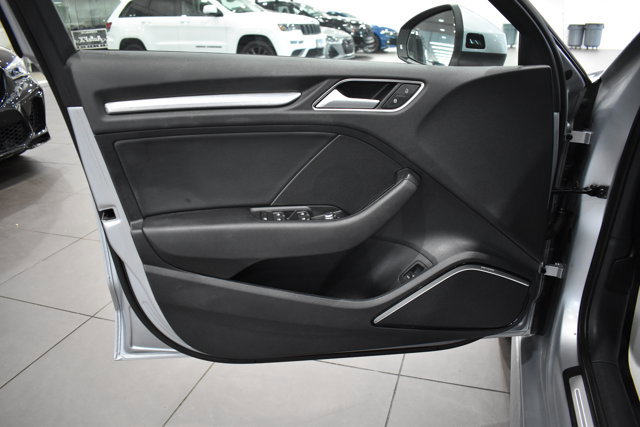 Used 2018 Audi A3 2.0T Premium Plus w/ Premium Plus Package image 33