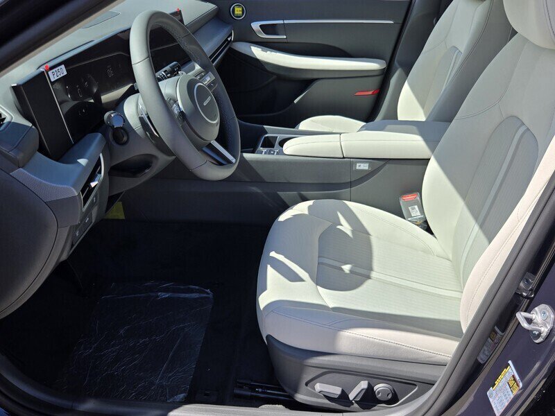 New 2026 Hyundai Sonata SEL FWD image 5