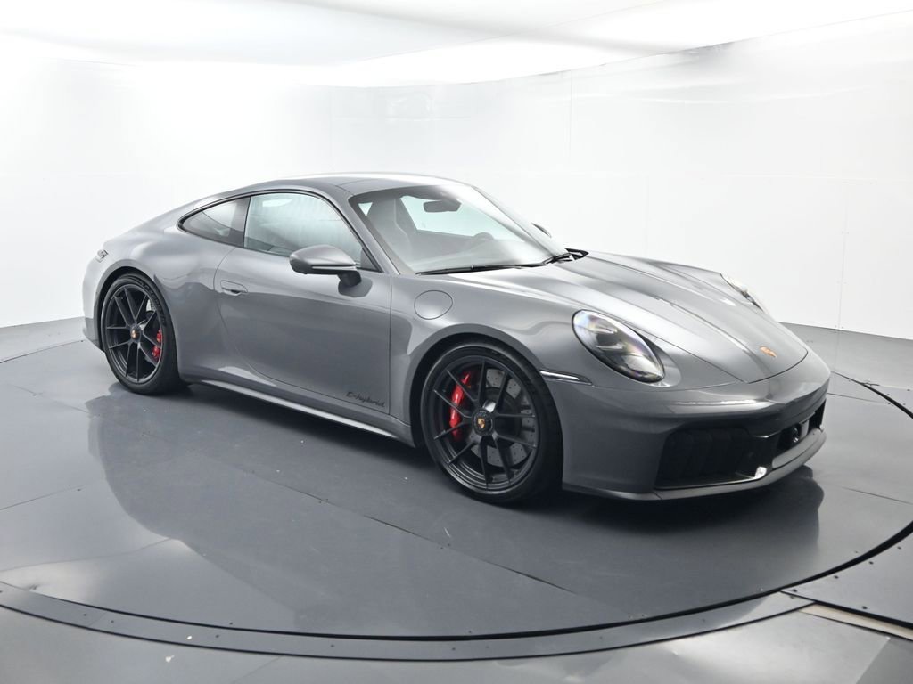 Certified 2026 Porsche 911 Carrera 4 GTS image 17