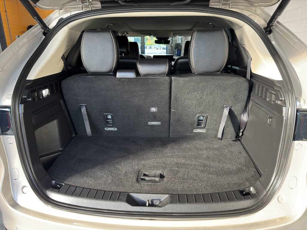 Used 2025 MAZDA CX-90 3.3 Turbo w/ Premium Sport Pkg image 21