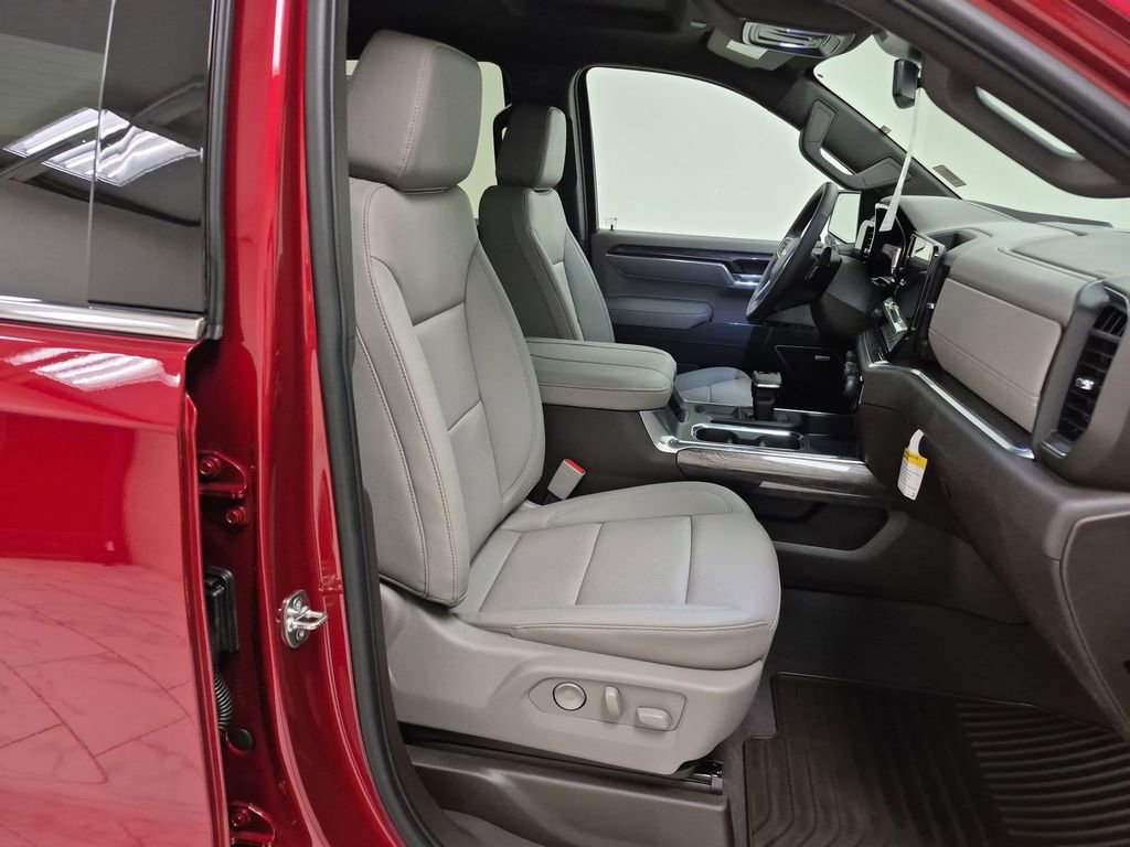 New 2026 Chevrolet Silverado 1500 LTZ w/ Z71 Off-Road Package image 29