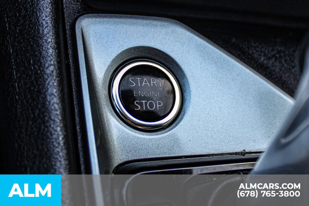 Used 2025 Nissan Altima 2.5 SV FWD image 25