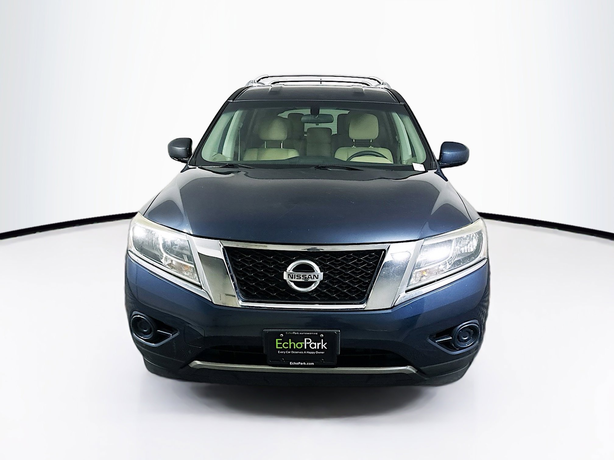 Used 2016 Nissan Pathfinder S image 2