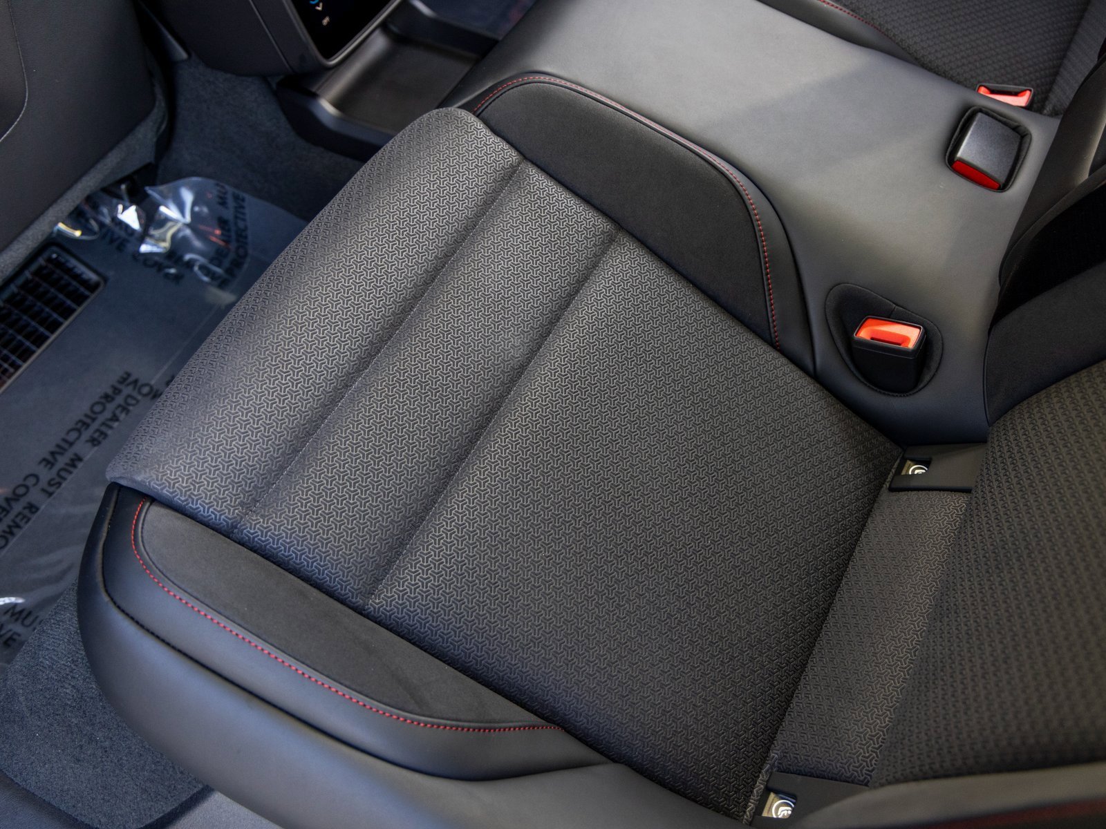 New 2025 Porsche Taycan GTS image 36