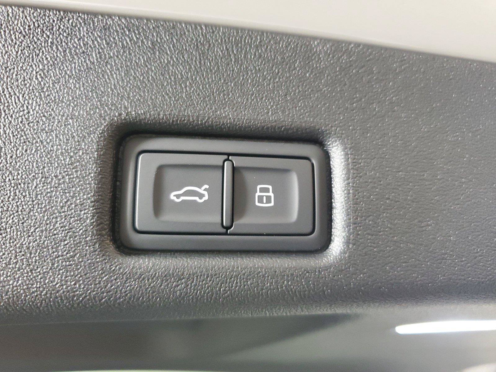 New 2026 Audi SQ5 Premium Plus AWD/4WD image 10