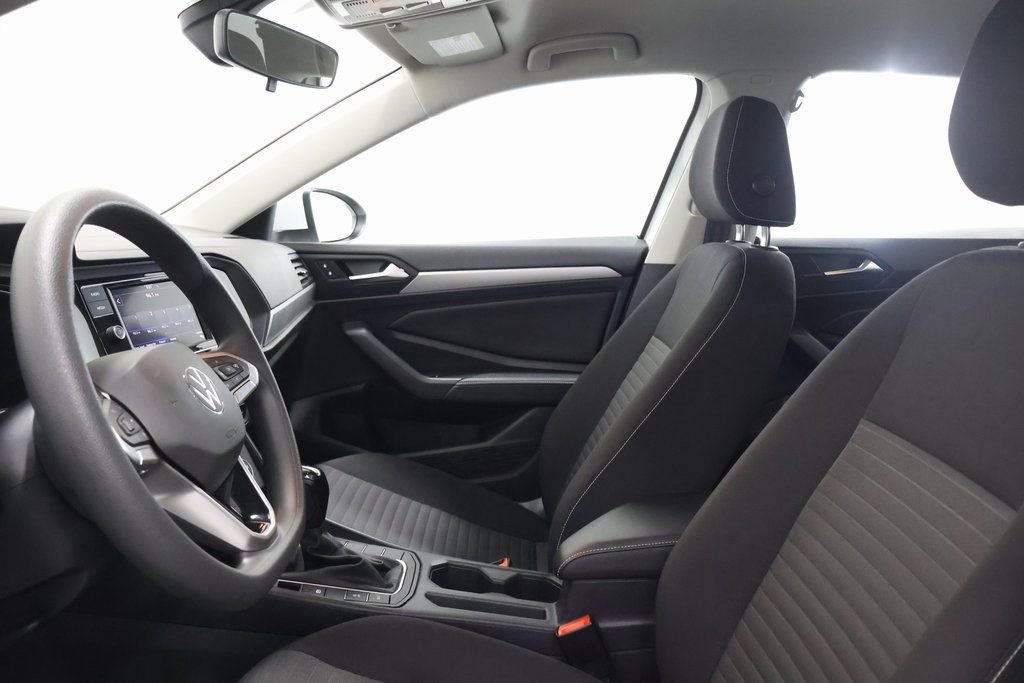 Certified 2023 Volkswagen Jetta S image 13