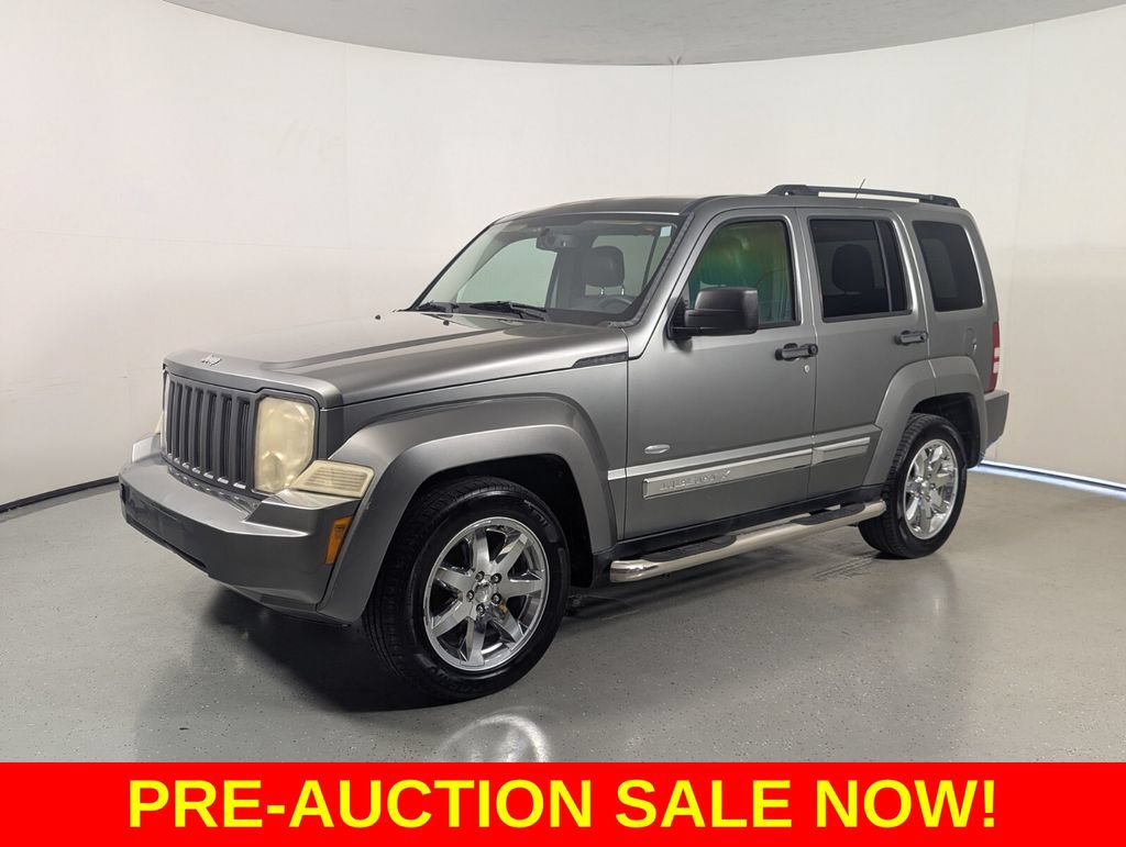 Used 2012 Jeep Liberty Sport RWD image 3