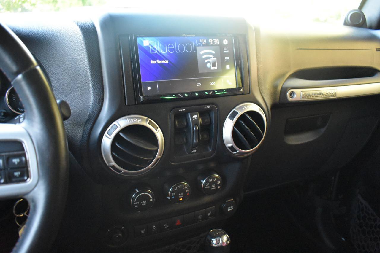 Used 2013 Jeep Wrangler Unlimited Rubicon AWD/4WD image 31