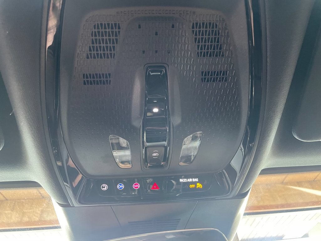 Used 2024 Cadillac Lyriq Luxury w/ LPO, Floor Liner Package RWD image 38