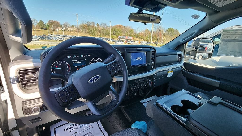 Used 2026 Ford F350 XLT AWD/4WD image 10