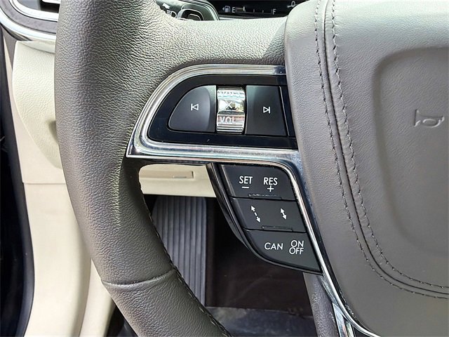 Used 2020 Lincoln Continental AWD image 36