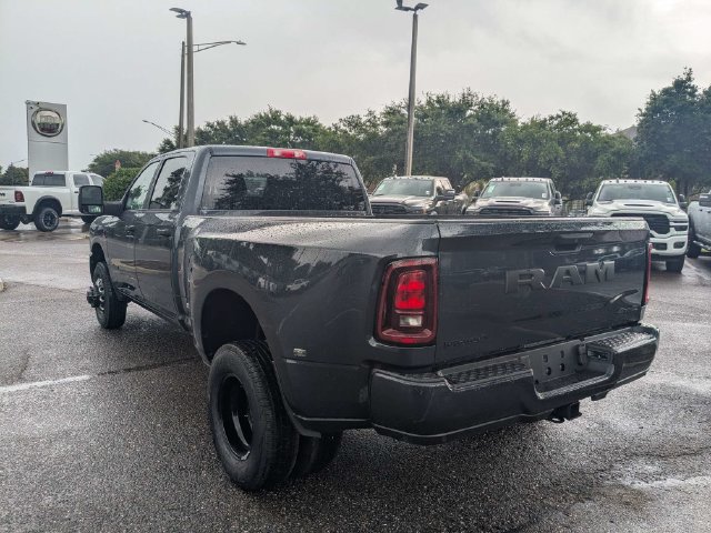 New 2026 RAM 3500 Big Horn AWD/4WD image 6