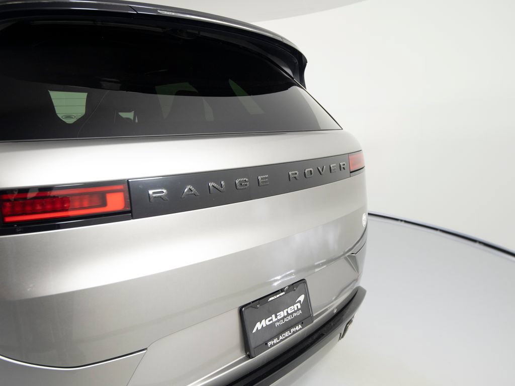 Used 2024 Land Rover Range Rover Sport AWD/4WD image 40