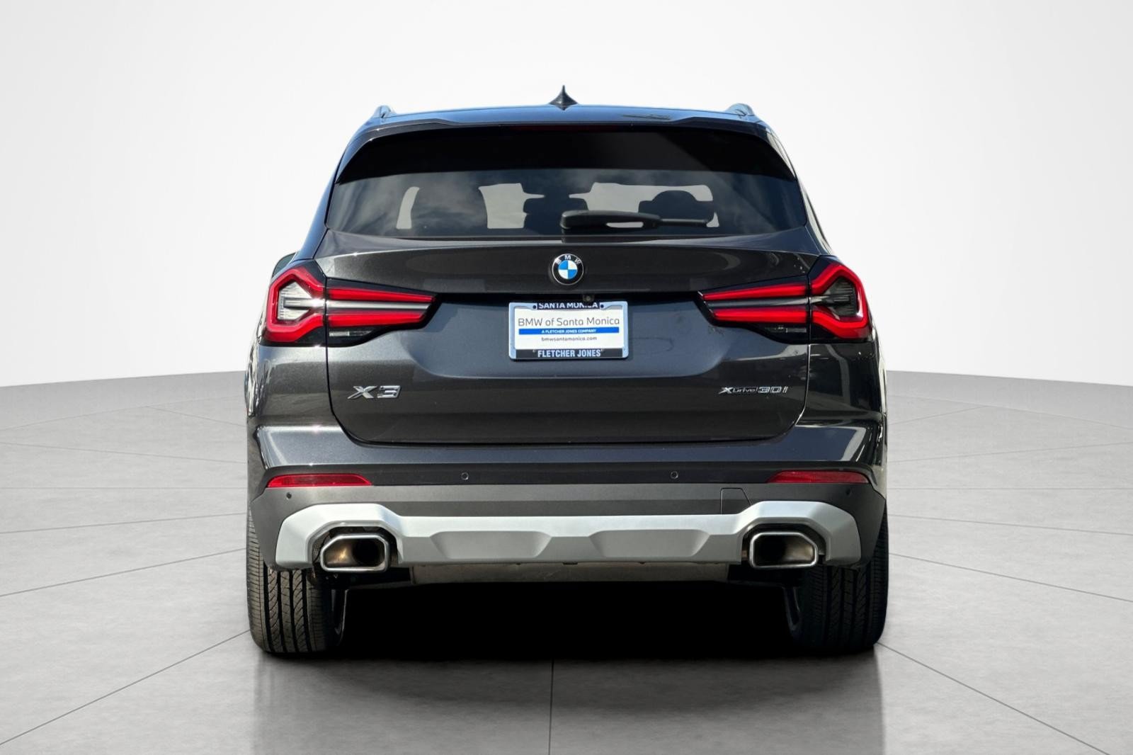 Used 2024 BMW X3 xDrive30i w/ Convenience Package AWD/4WD image 4