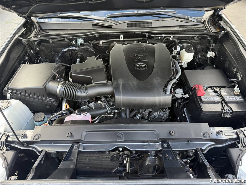 Used 2023 Toyota Tacoma TRD Sport w/ Advanced Technology Package AWD/4WD image 16