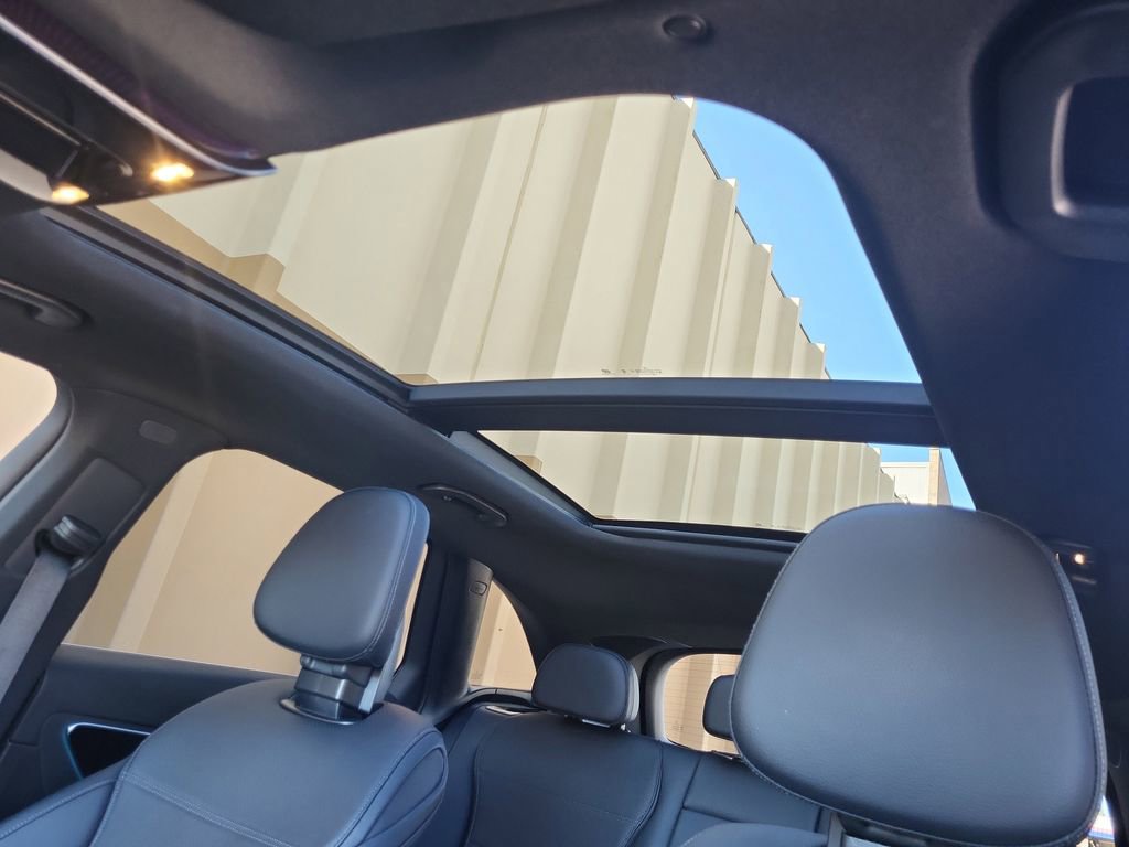 Used 2026 Mercedes-Benz GLC 300 4MATIC image 29