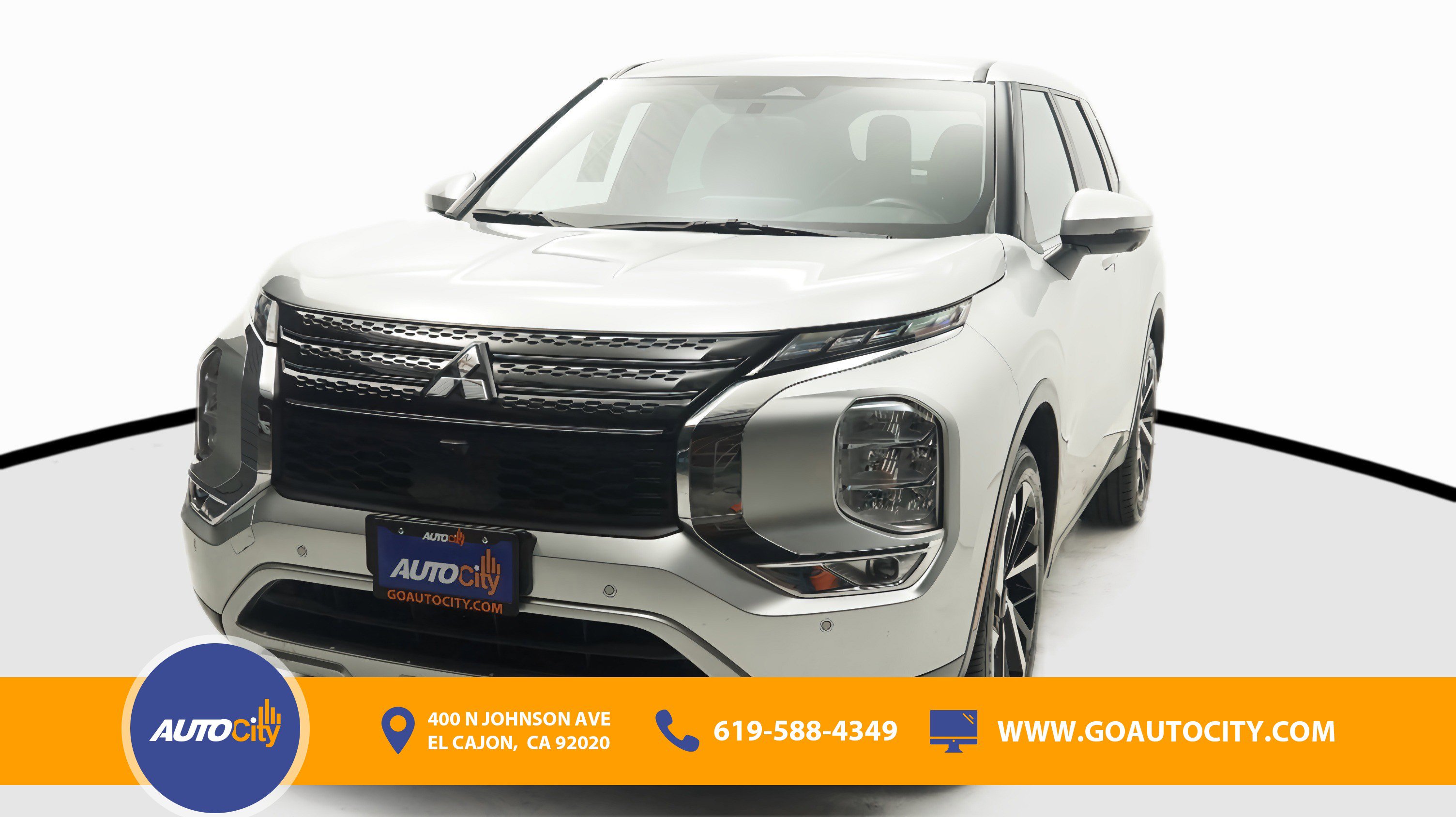 Used 2023 Mitsubishi Outlander SE