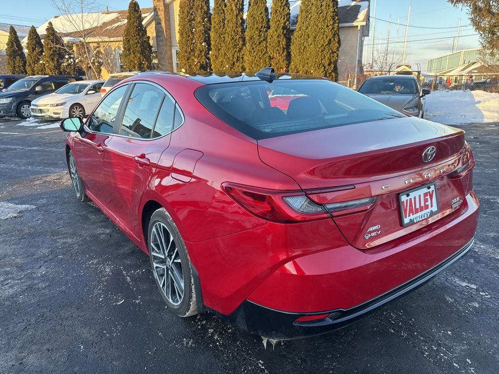 Used 2025 Toyota Camry XLE image 12