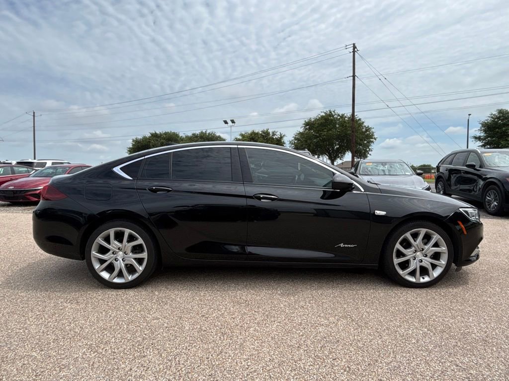 Used 2019 Buick Regal Avenir FWD image 4