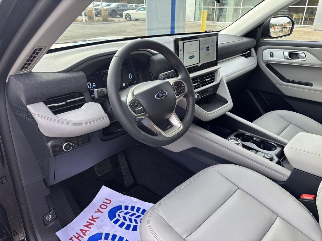 New 2026 Ford Explorer Active w/ Active Comfort Package image 21
