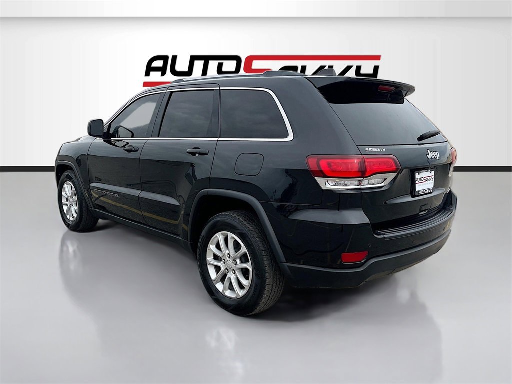 Used 2021 Jeep Grand Cherokee Laredo image 5