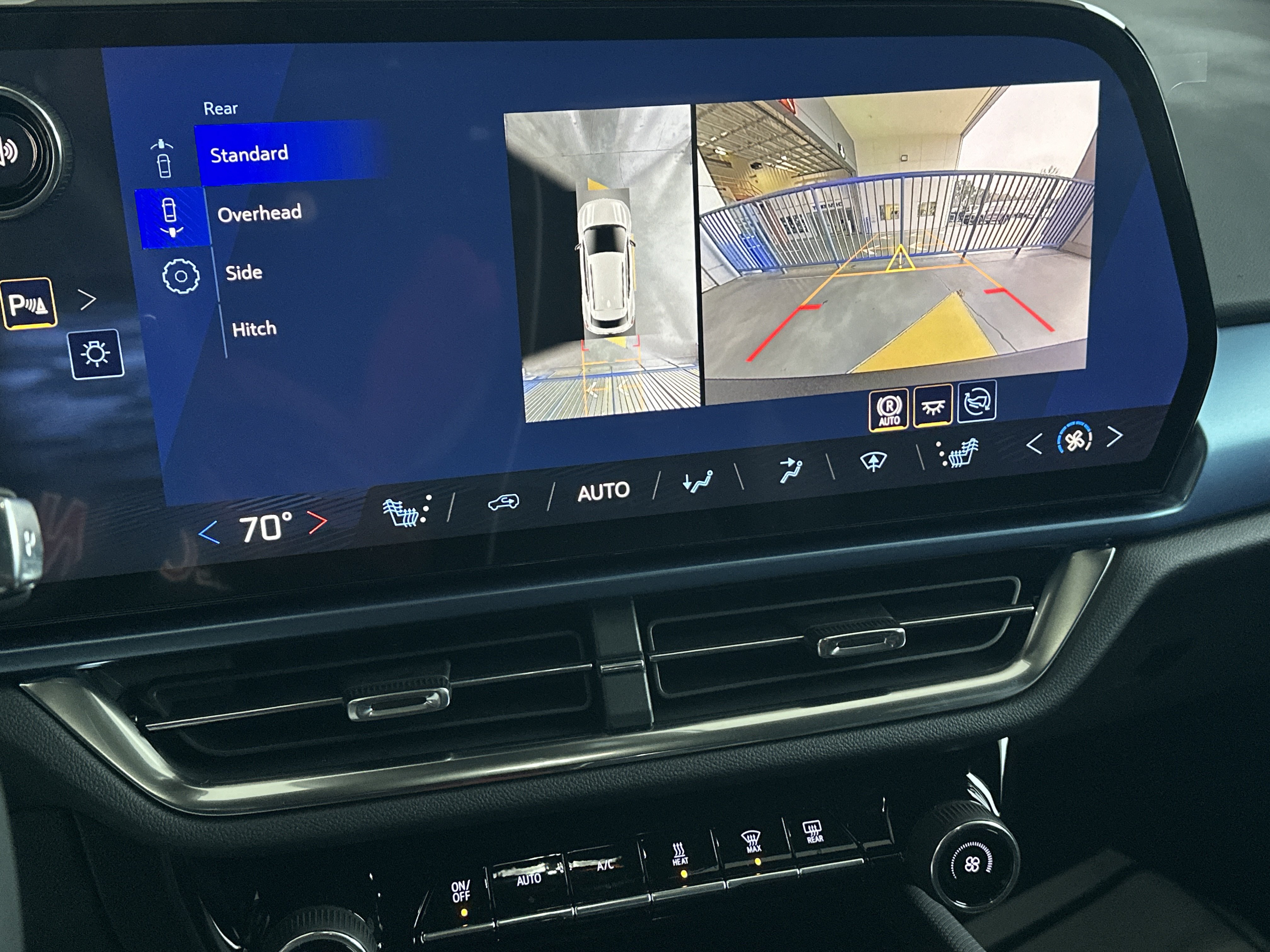 New 2026 Chevrolet Equinox EV LT AWD/4WD image 31