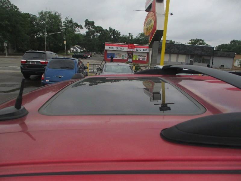 Used 2005 GMC Envoy SLE AWD/4WD image 8