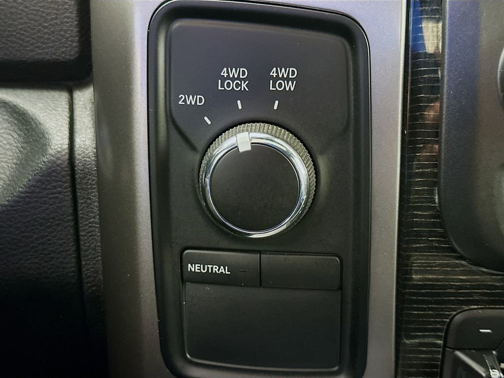 Used 2016 RAM 2500 Limited AWD/4WD image 41