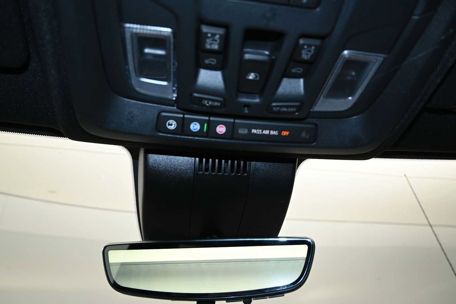 New 2026 GMC Sierra 1500 AT4 w/ AT4 Premium Package AWD/4WD image 15