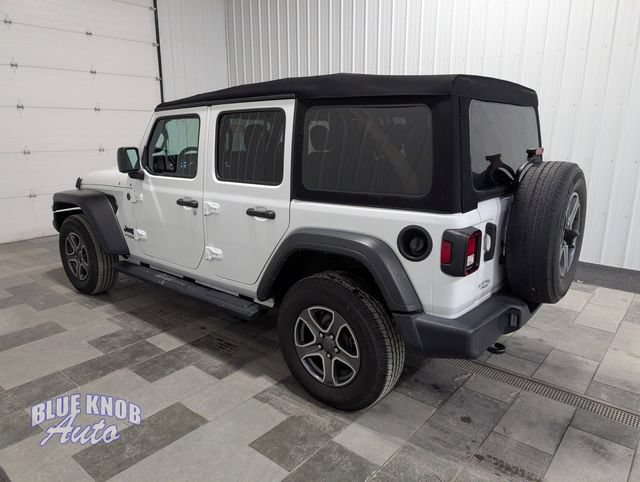 Used 2022 Jeep Wrangler Unlimited Sport AWD/4WD image 2