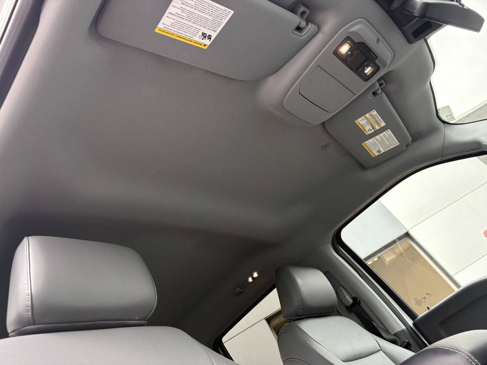 Used 2022 Ford F150 Lightning Pro AWD/4WD image 23