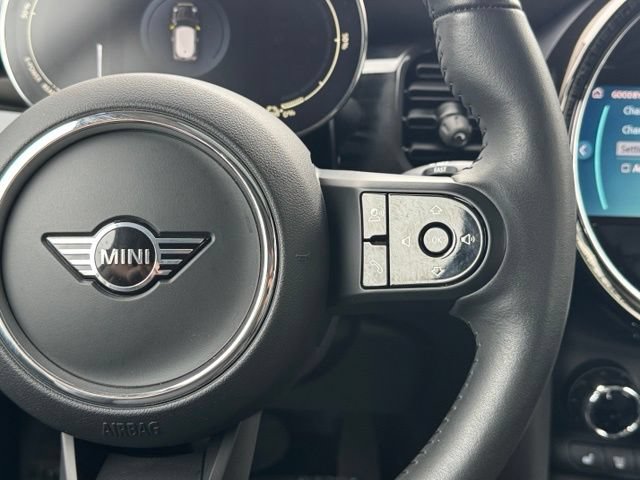 Certified 2024 MINI Cooper SE FWD image 22