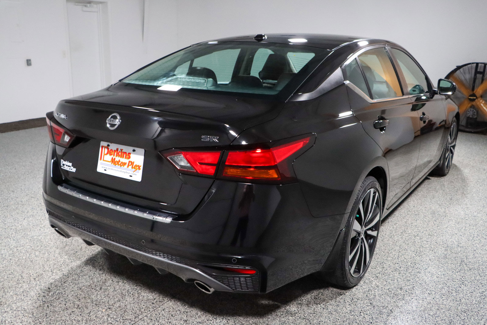 Used 2021 Nissan Altima 2.5 SR w/ SR Premium Package FWD image 7
