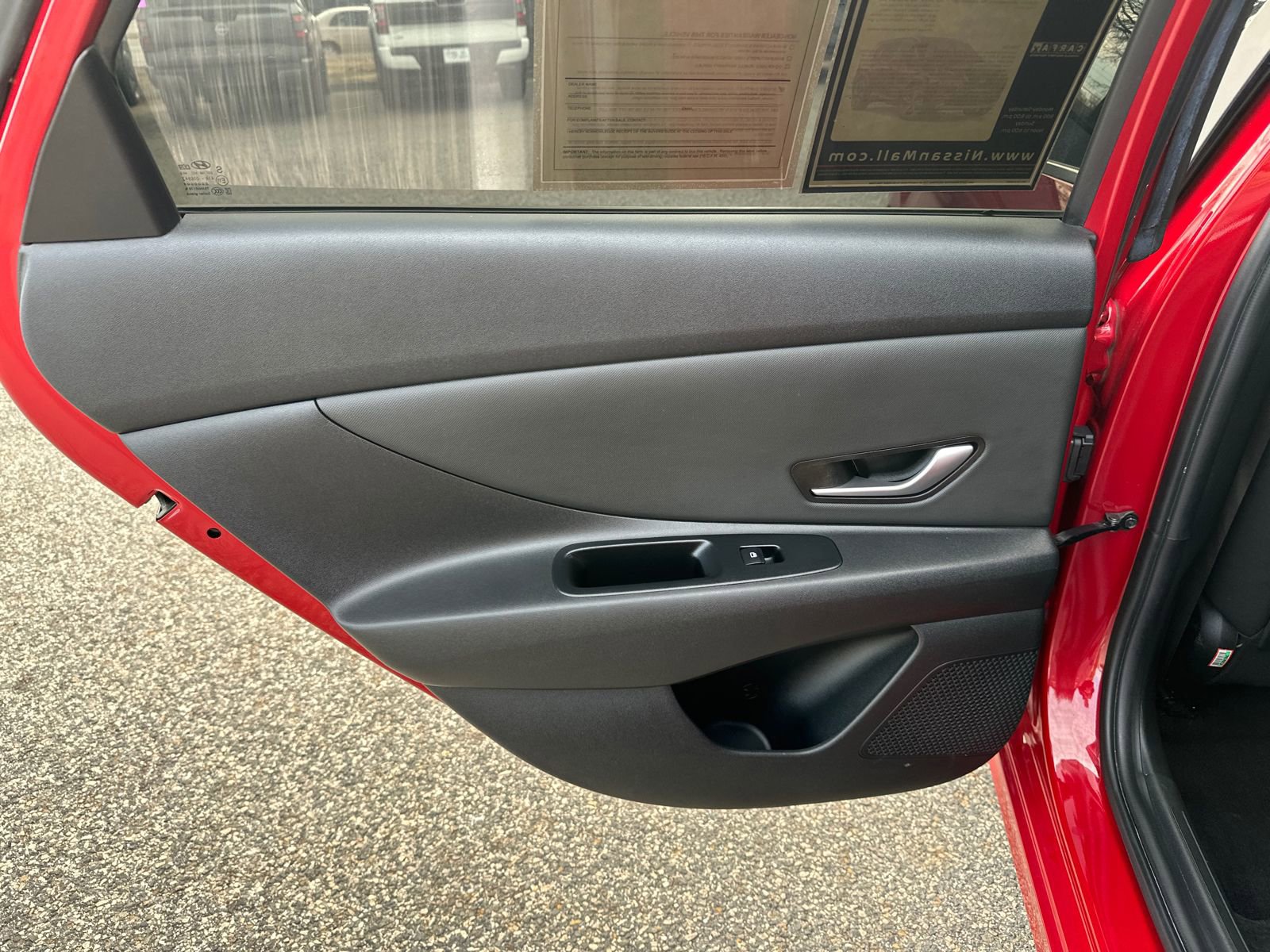 Used 2021 Hyundai Elantra SEL w/ Convenience + Premium Package image 19