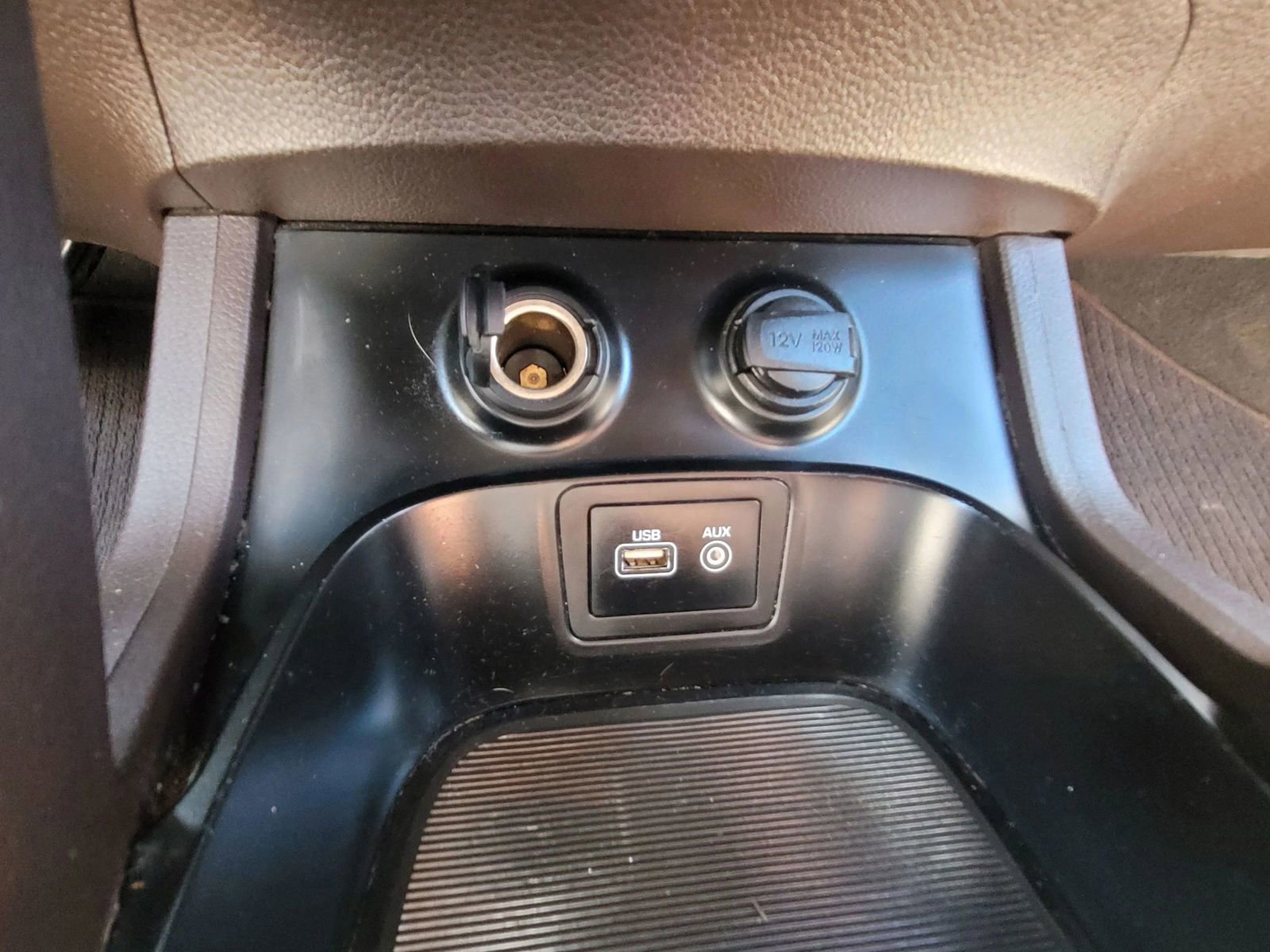 Used 2018 Hyundai Santa Fe Sport image 26