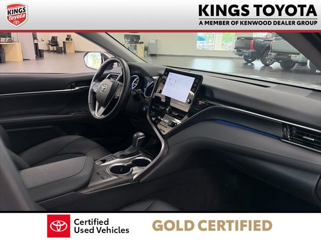 Certified 2021 Toyota Camry XLE w/ Cold Weather Package FWD image 11