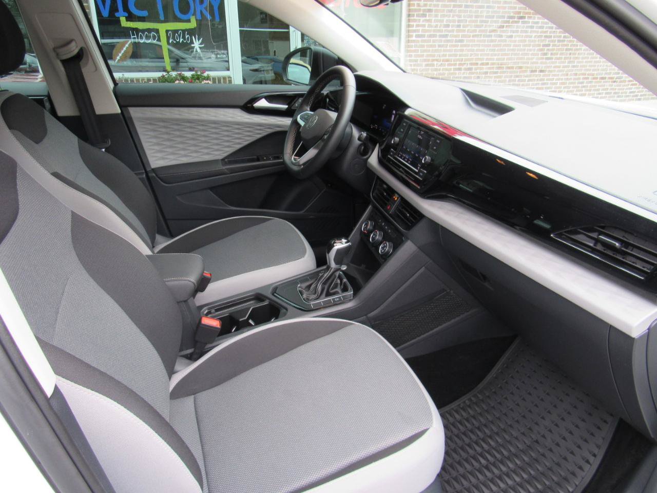 Used 2024 Volkswagen Taos S FWD image 30
