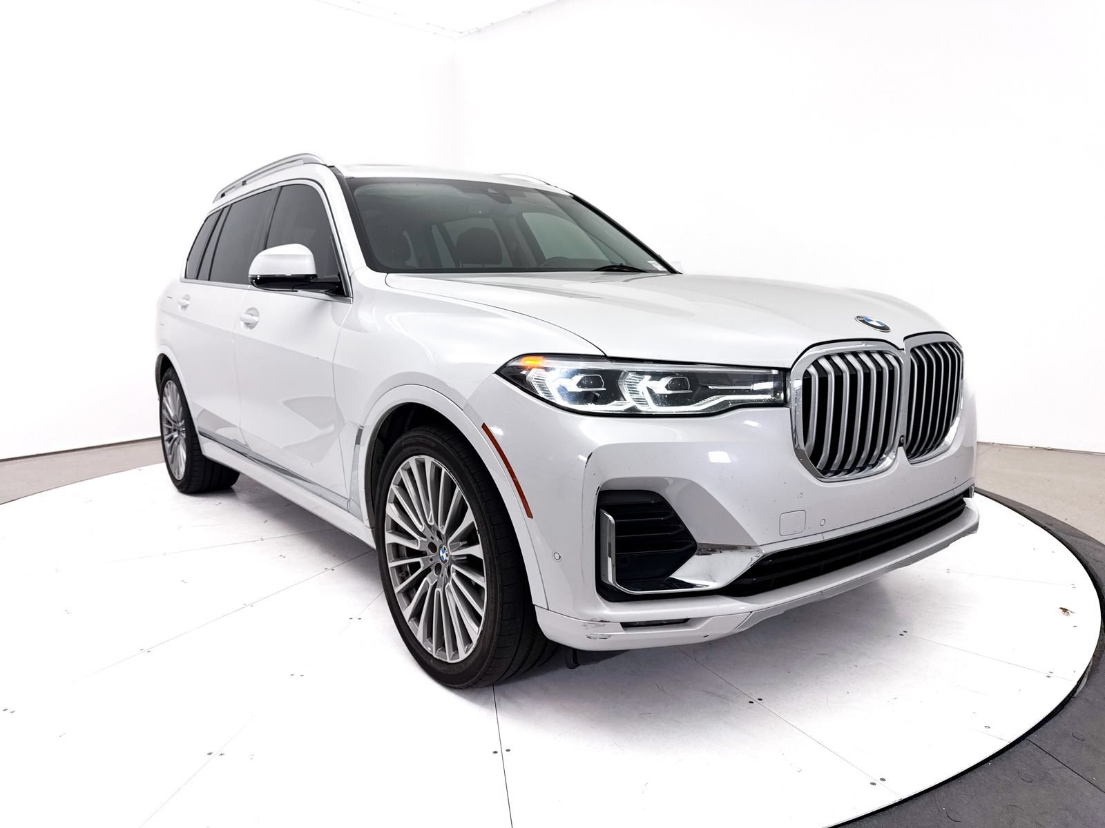 Used 2019 BMW X7 xDrive40i w/ Premium Package AWD/4WD image 13