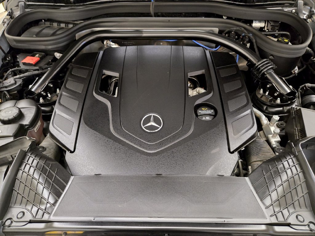 Used 2024 Mercedes-Benz G 550 image 26