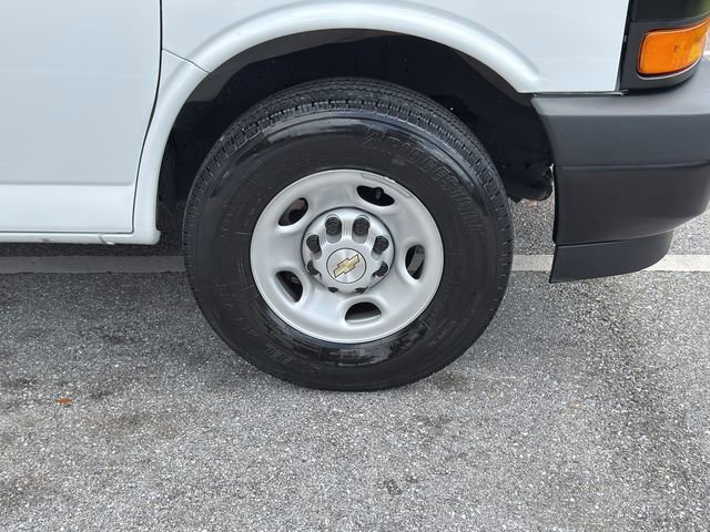 Used 2024 Chevrolet Express 3500 LS RWD image 9