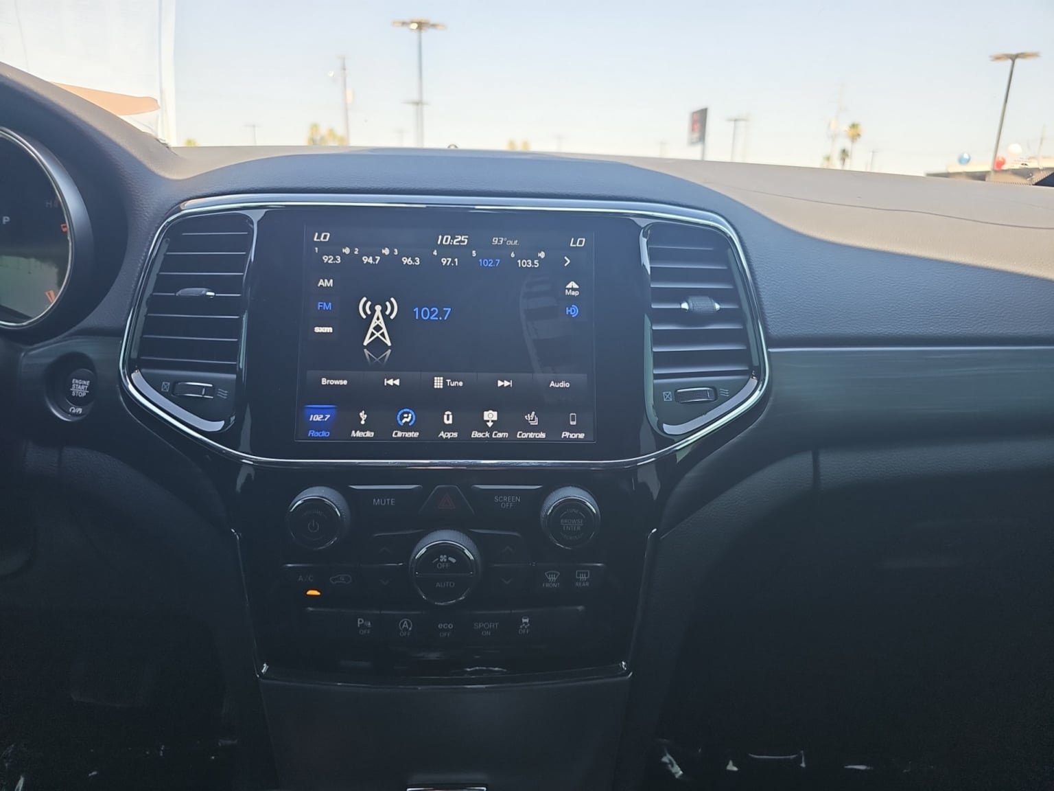 Used 2019 Jeep Grand Cherokee Altitude AWD/4WD image 25