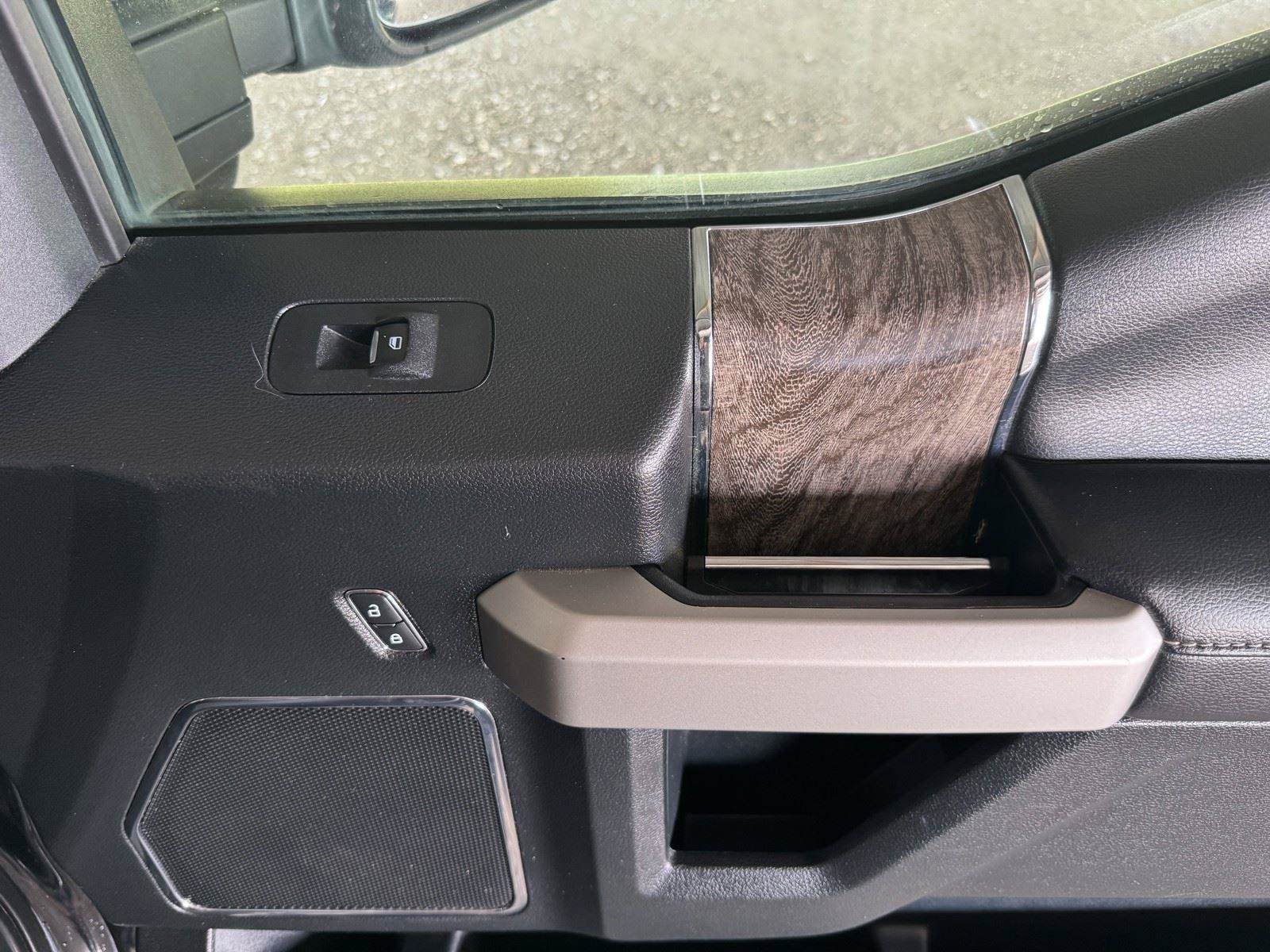 Used 2019 Ford F250 Lariat AWD/4WD image 38