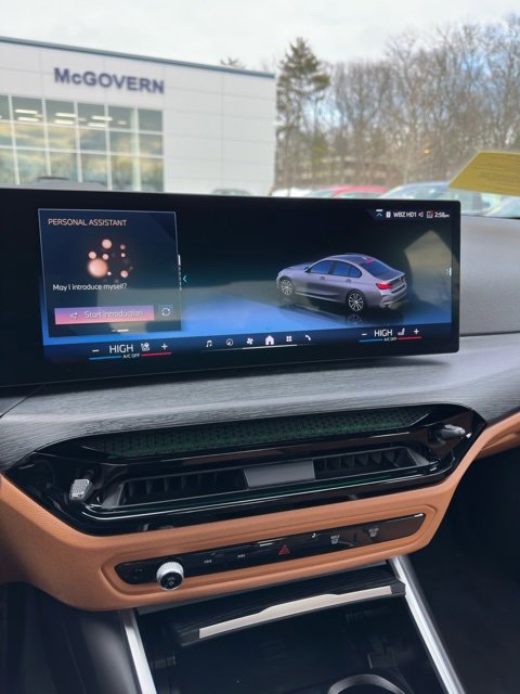 Used 2025 BMW 330i xDrive Sedan w/ Convenience Package image 13