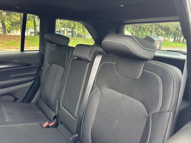 New 2027 Jeep Grand Cherokee Laredo X AWD/4WD image 3