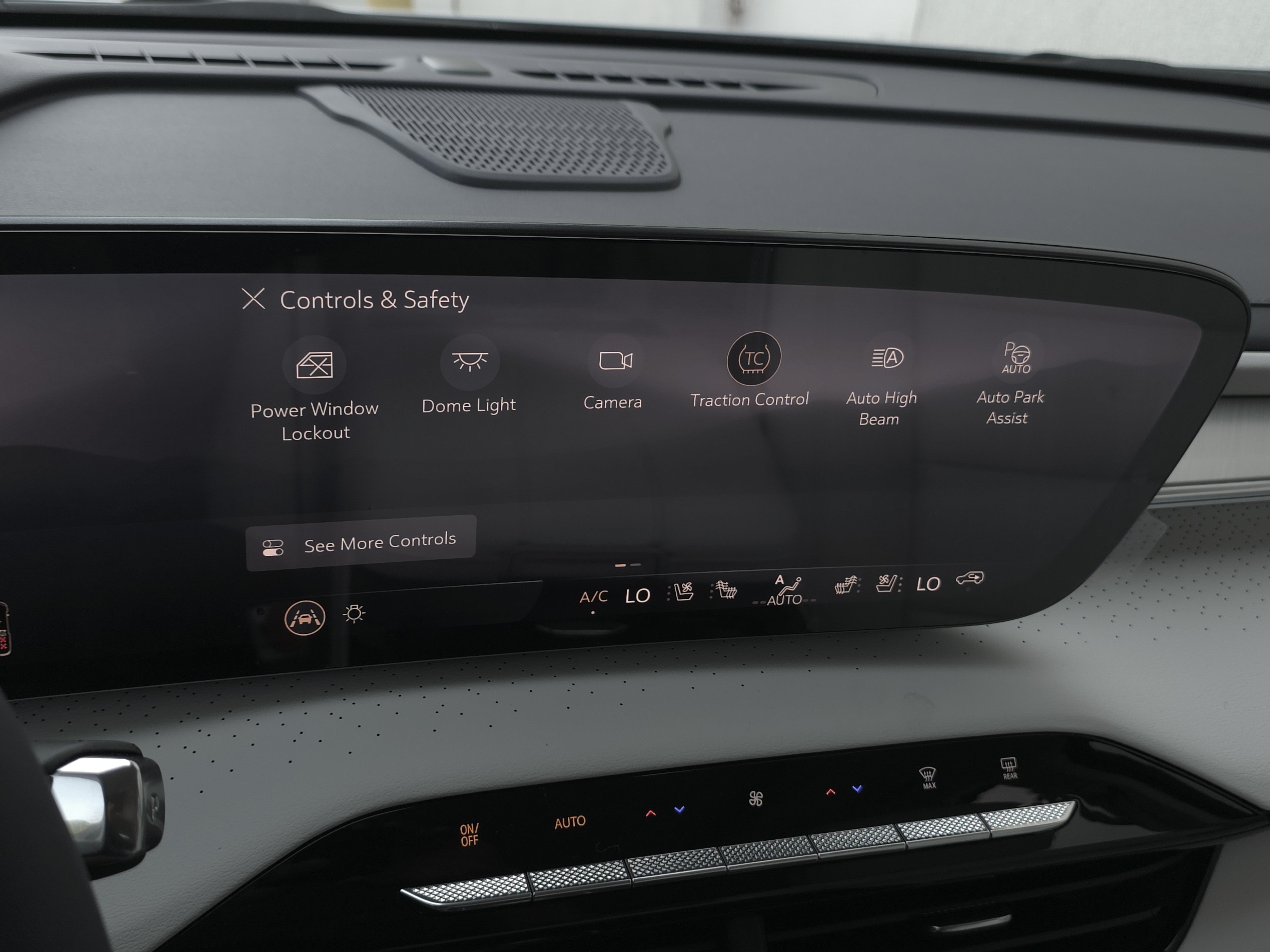New 2027 Buick Enclave Avenir FWD image 21