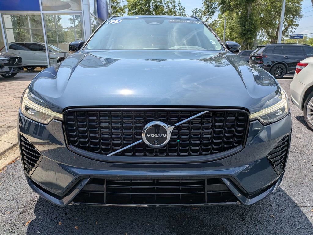 Certified 2024 Volvo XC60 T8 Plus w/ Protection Package Premier AWD/4WD image 9